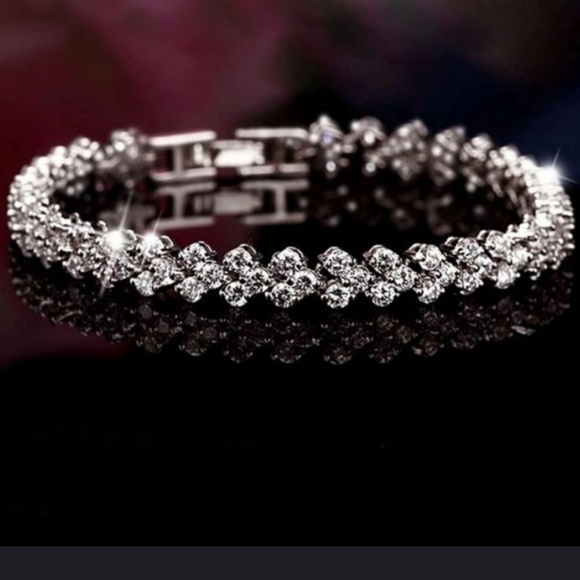 - Jewelry - Just in! Stunning Swarovski Tennis Bracelet